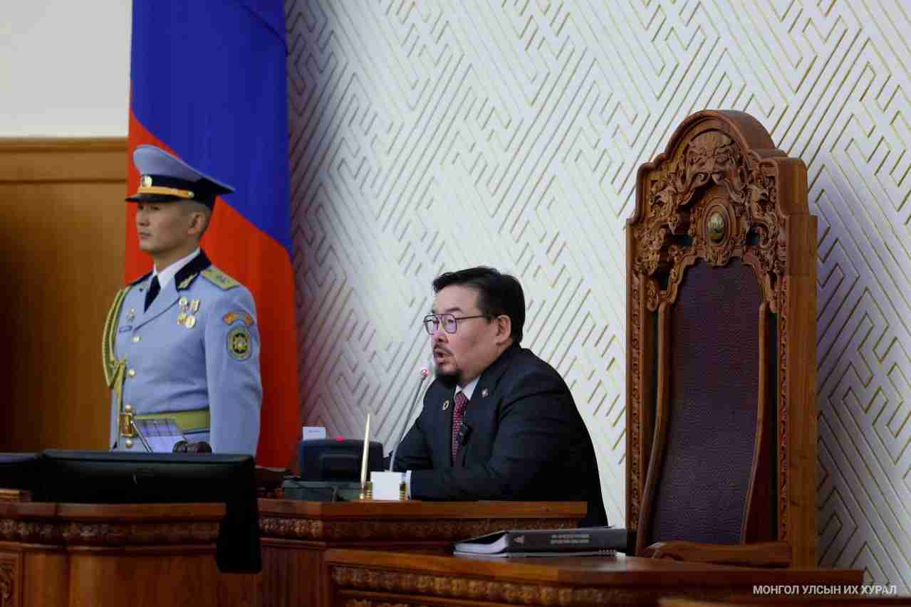 Г.Занданшатар: Хот, хөдөөгийн нийтлэг асуудал болсон агаар, орчны бохирдол, авто замын түгжрэл нь хүний амьд явах эрхэд ноцтой заналхийлэл учруулж байна