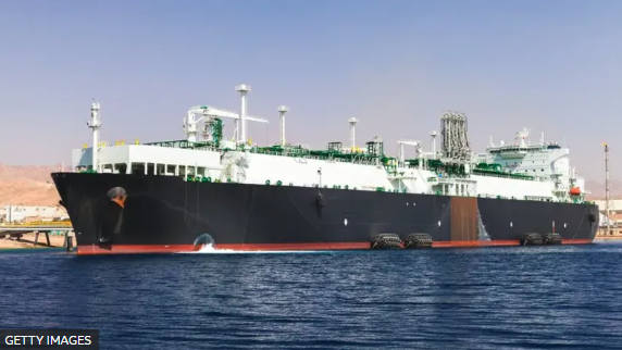 Улаан тэнгисээр дамжих тээвэрлэлтийг зогсоосон нь нефтийн үнэд нөлөөлжээ