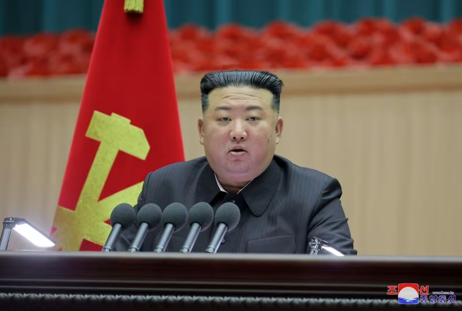 Ким Жөн Ун дайны бэлтгэлийг эрчимжүүлэхийг үүрэг болгожээ