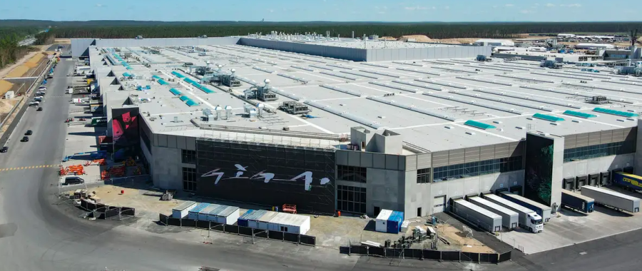 Tesla компани Герман дахь үйлдвэрлэлээ түр зогсооно