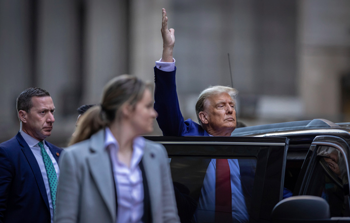 Д.Трампыг шалгахад халдашгүй эрх үйлчлэхгүй гэж үзжээ