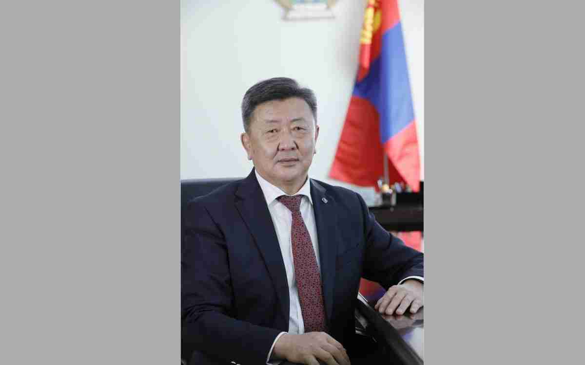 Н.Энхболд: Ардчиллаа бэхжүүлж, намуудыг төлөвшүүлэх суурийг тавилаа