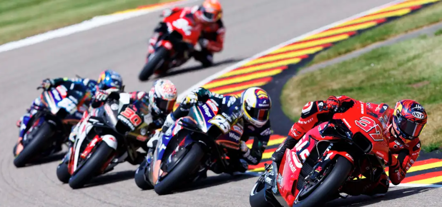 Формула-1 ба MotoGP нэг компанийн эзэмшилд очлоо