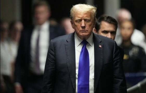 Дональд Трампыг гэм буруутай гэж үзжээ