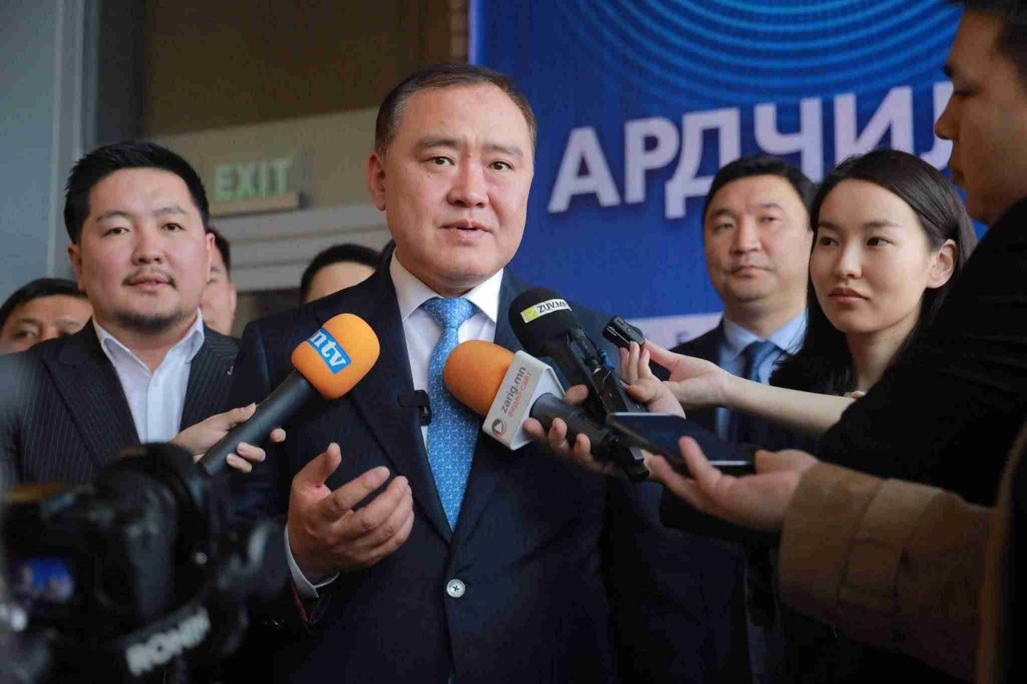 Яагаад Ардчилсан Намыг дэмжих ёстой вэ?