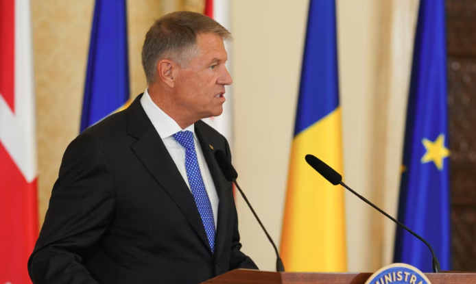 Румыний Ерөнхийлөгч НАТО-гийн тэргүүний албан тушаалаас нэрээ татжээ