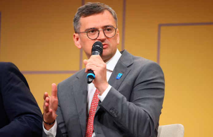 Украины Гадаад хэргийн сайд Африкийн гурван оронд айлчилна