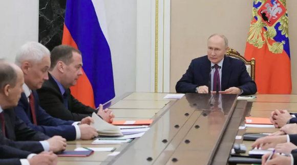 Оросын цөмийн номлолд өөрчлөлт оруулахыг санал болгожээ