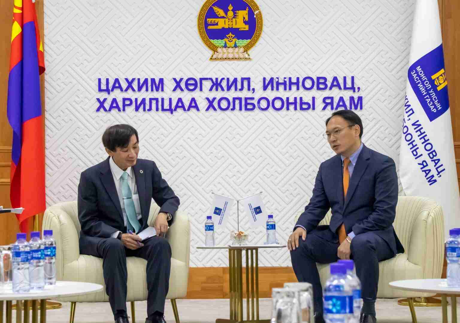 Шуудангийн салбарын хууль эрхзүйн орчныг шинэчилнэ