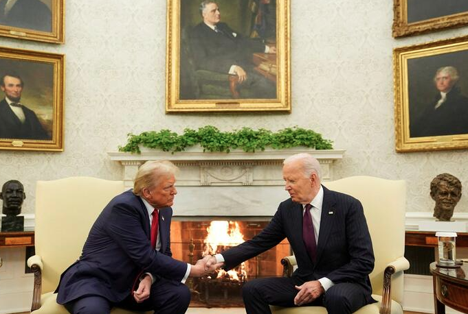 Ж.Байден, Д.Трамп нар уулзжээ