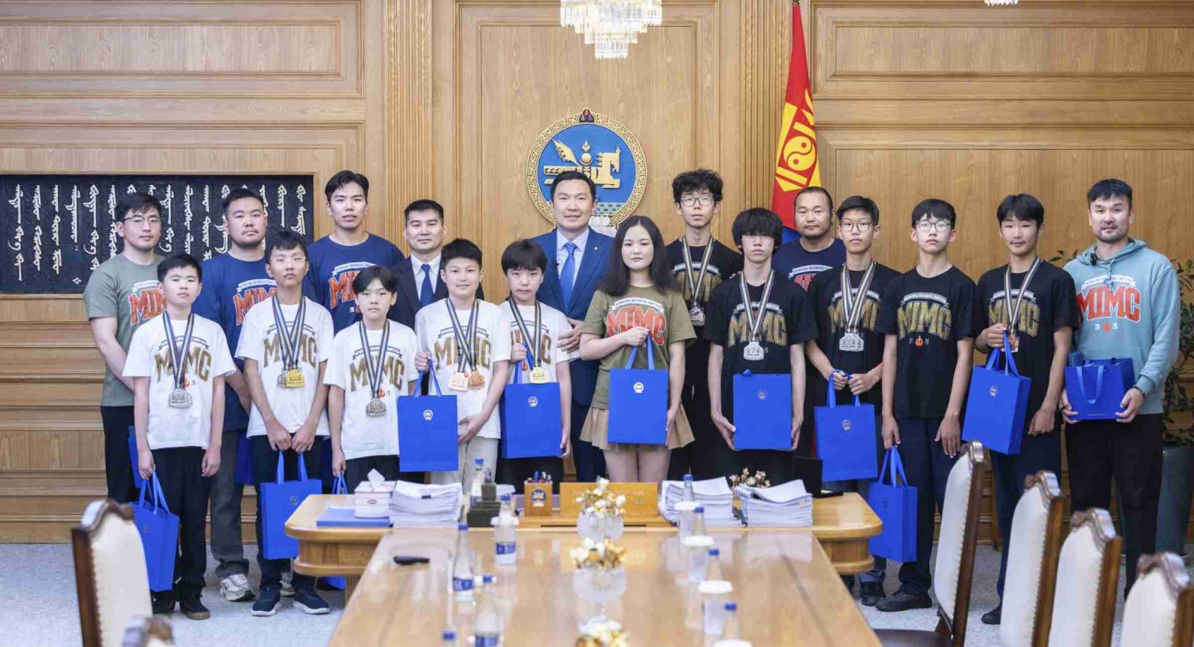 Ерөнхий сайд Н.Учрал олимпиадын хүрээнд гарсан зардлыг шийдвэрлэж өгөхөөр болов
