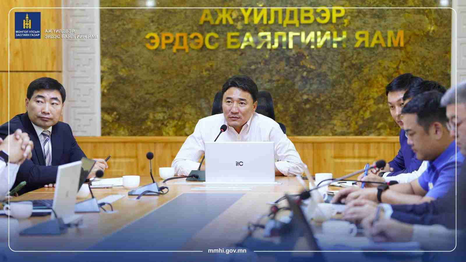 Зориулалтын саванд шатахуун олгох, аймгуудын хангамжийг нэмэгдүүлэх, нөөц бүрдүүлэх үүргүүдийг өглөө