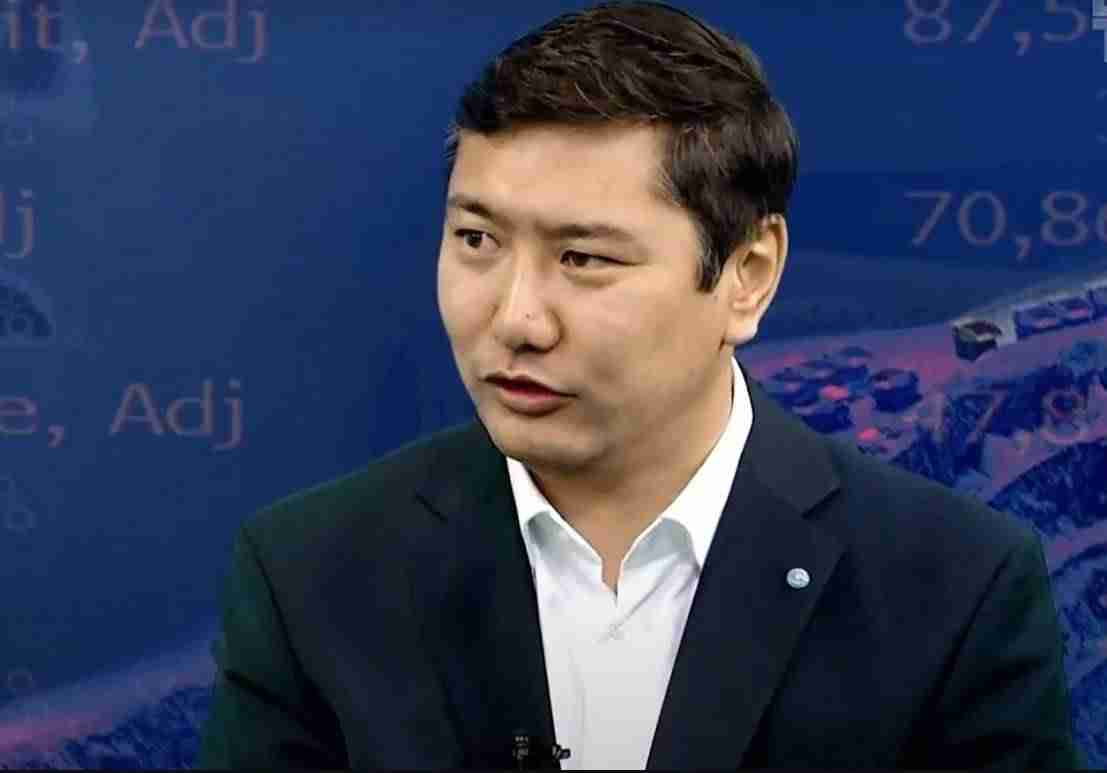 Г.Сурахбаяр: Баялгаа олборлохоос илүү нэмүү өртөг шингээх хөгжлийн бодлого чухал