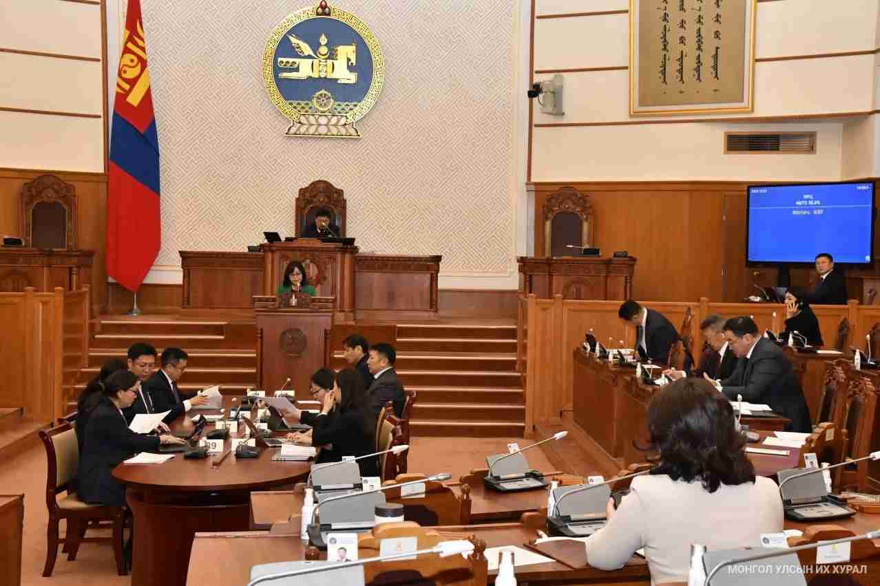 Монголыг, Монголчуудыг заяа нь хаясан бололтой
